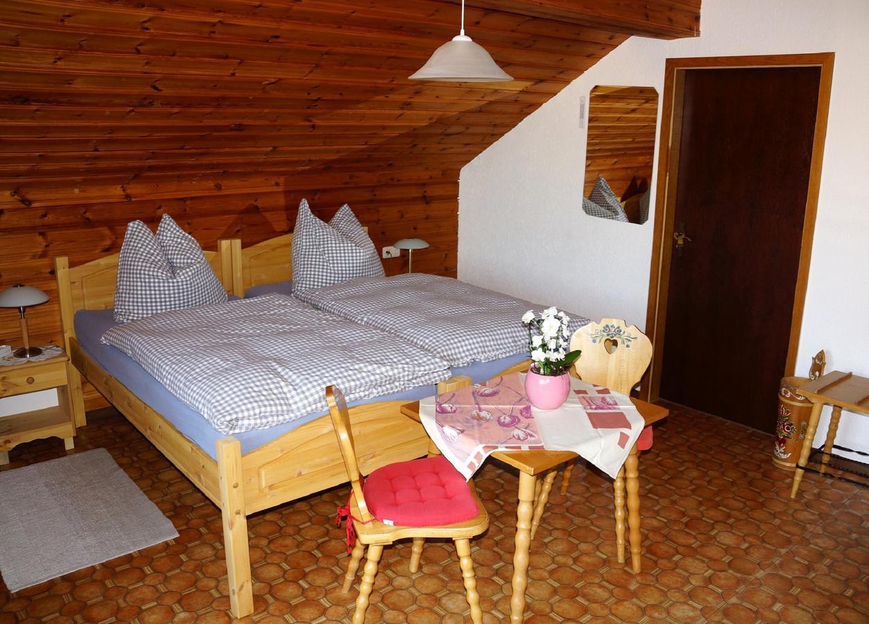 Hotel Garni Berghof Heigenbruecken Экстерьер фото